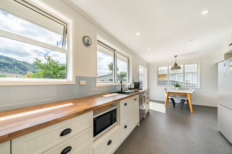 37 California Drive Totara Park_10