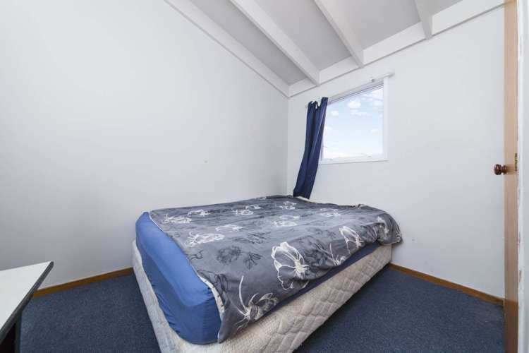 4/32a Clayburn Road Glen Eden_11