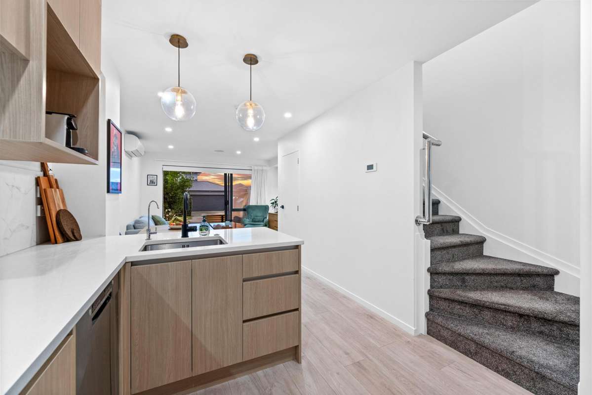 5/1a Royal View Road_5