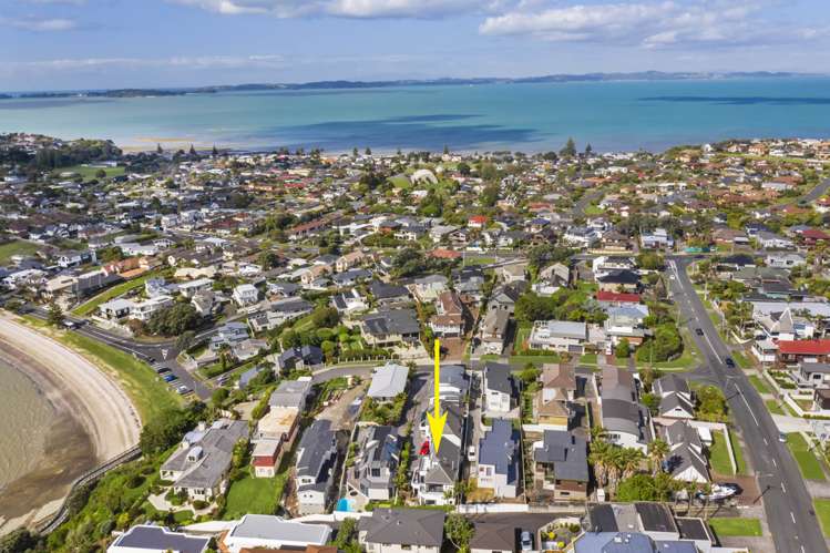8c Te Akau Crescent Bucklands Beach_17