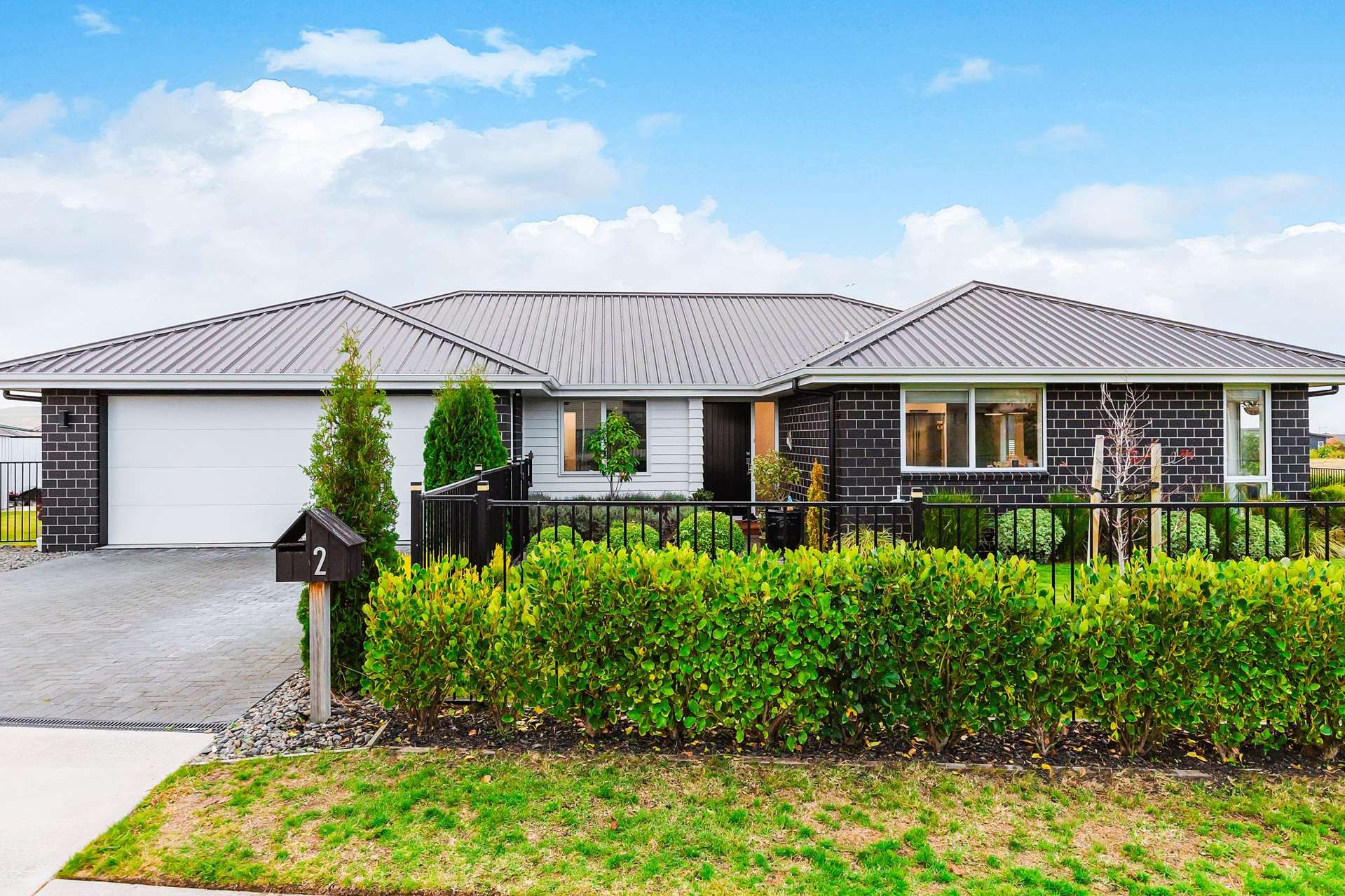 2 Roto Close Wharewaka_0