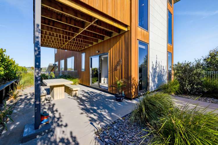 16a Links Drive Waiwhakaiho_13