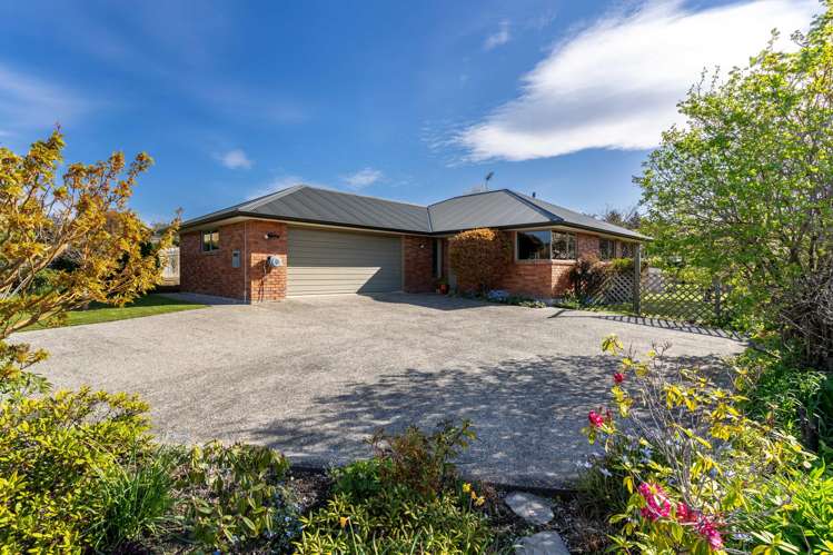 19 Duxford Crescent Fairfield_1