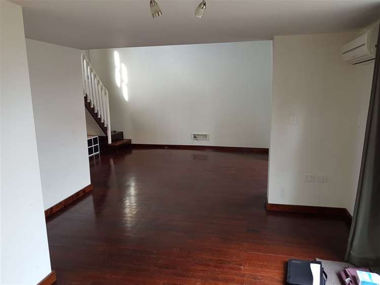 11 Featherstone Avenue Kairaki_2