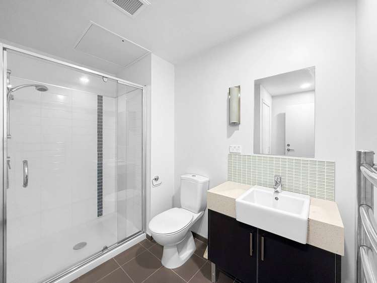 116/4 Wagener Place Mt Albert_7