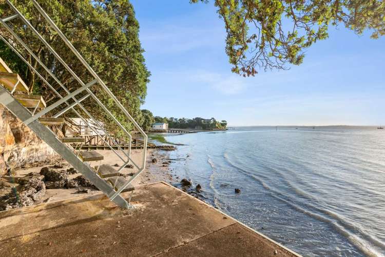 2/57 Sarsfield Street Herne Bay_18