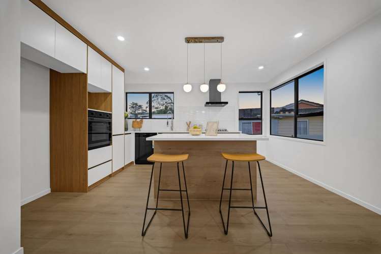 77 Brunner Road Glen Eden_19