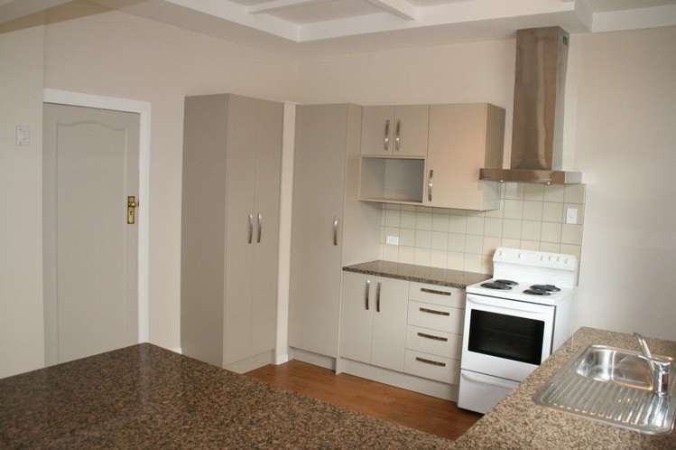 686 Mount Albert Road Royal Oak_7