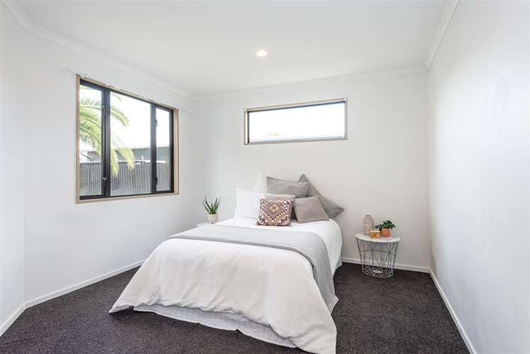 9 Saint Keverne Close Burwood_8