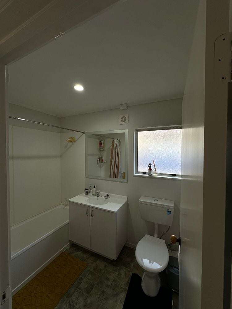 2/375 Wairau Road Totara Vale_10