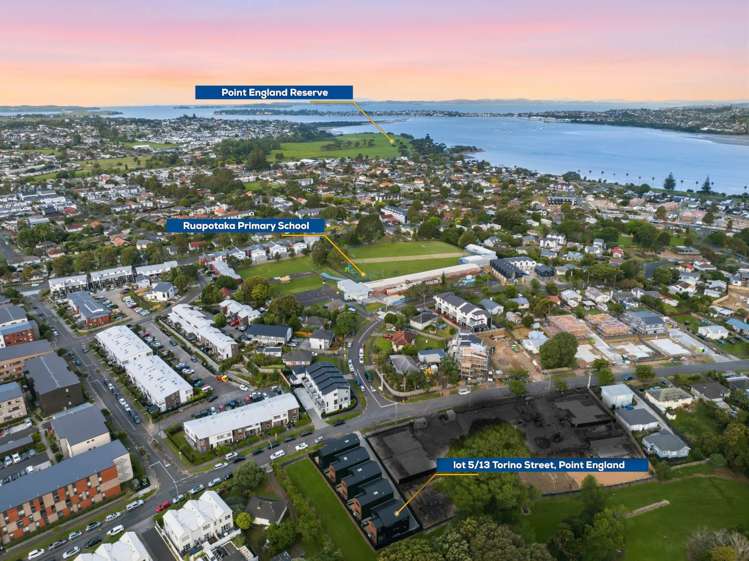 13 Torino Street Pt England_35