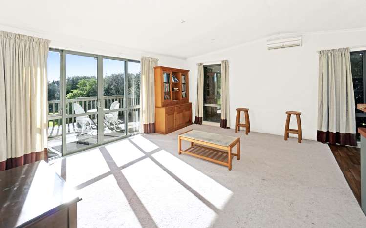 8 Church Road Maketu_4