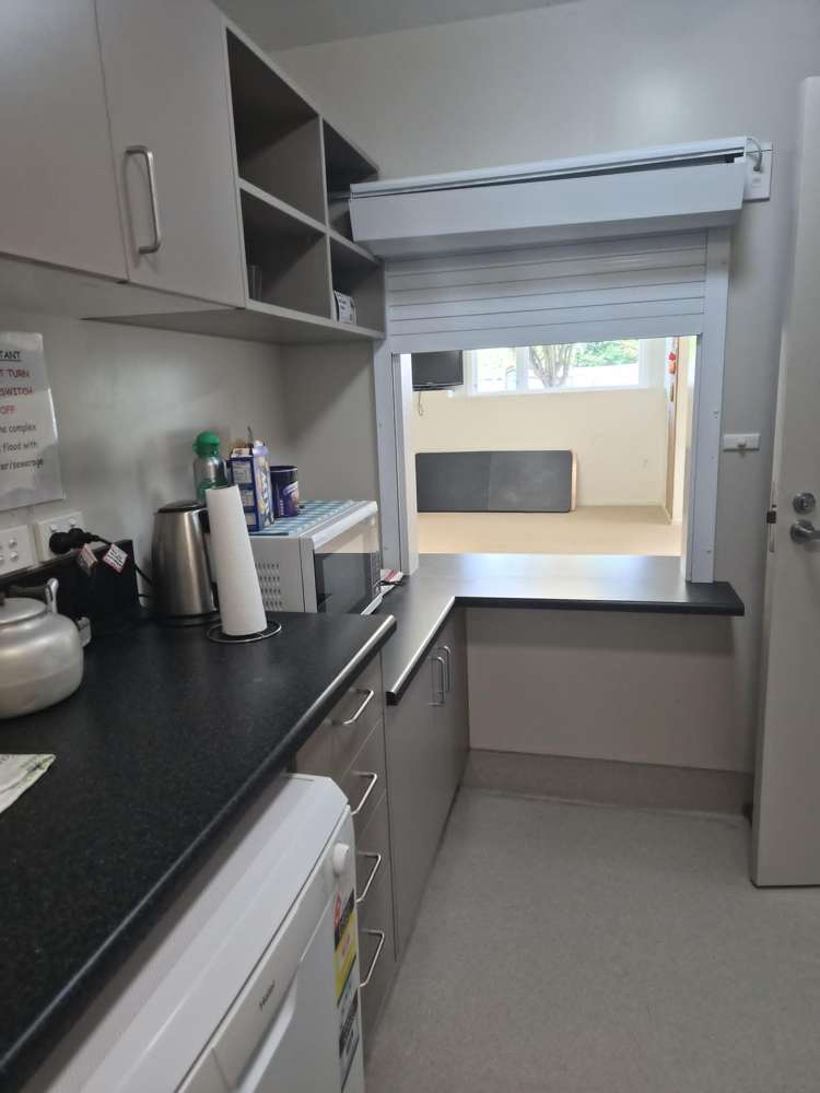 Ground Floor Office/327 Beach Road Campbells Bay_7