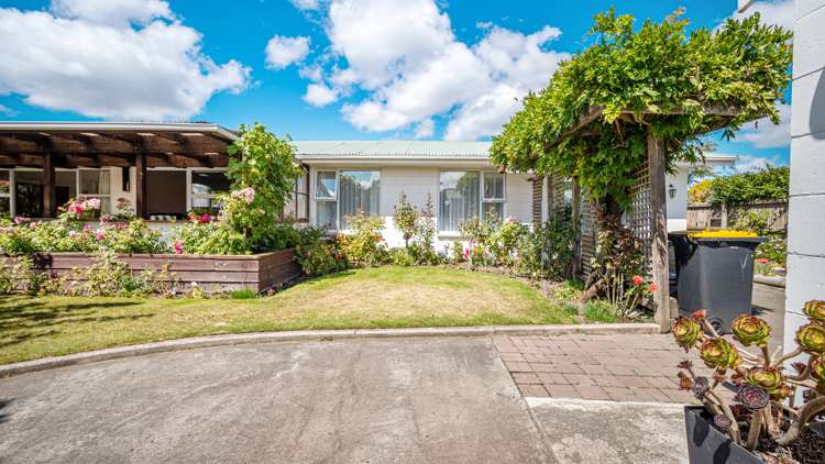 62 Frankleigh Street Somerfield_16