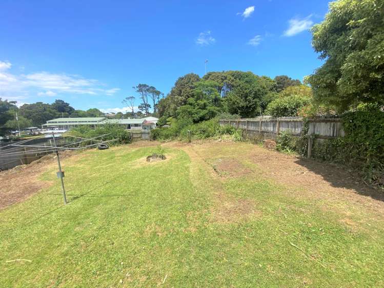 21 Terry Street Blockhouse Bay_11