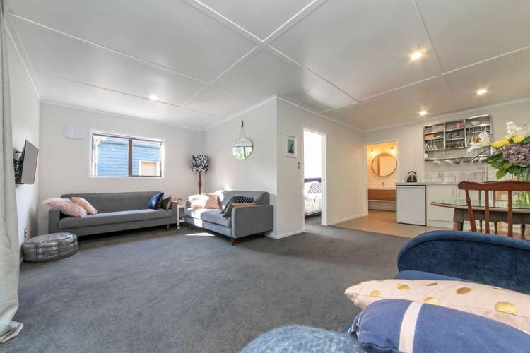 9 Brownie Road Laingholm_11