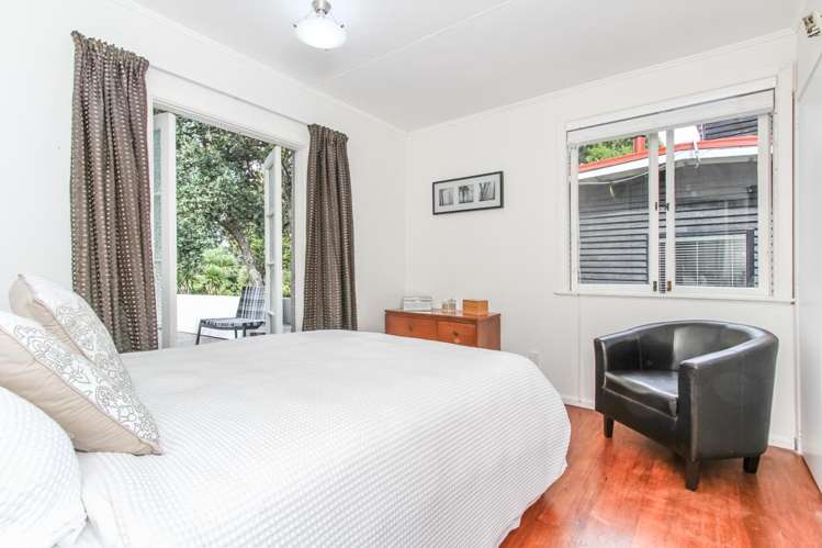 11 Hollywood Avenue Titirangi_7