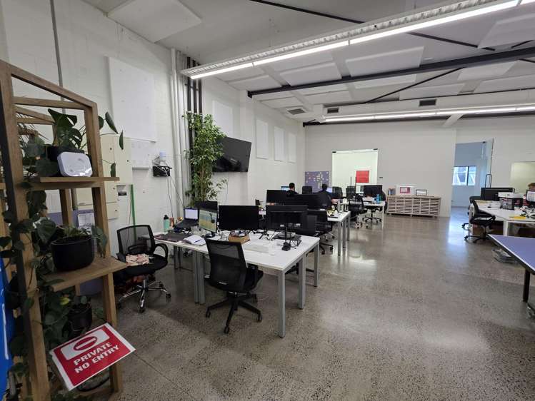 Office 5/14-18 McDonald Street Morningside_1