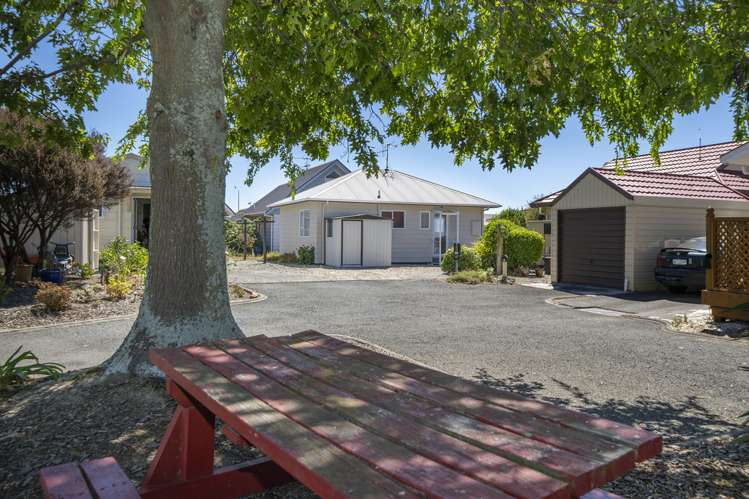 5 Birchwood Grove Richmond_0