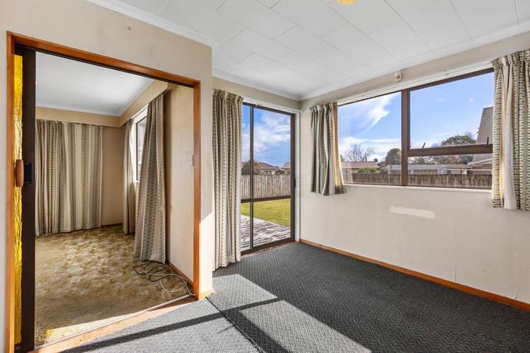 209 Parklands Avenue Bell Block_12