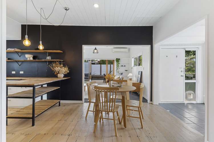 15 Eskdale Road Birkdale_5