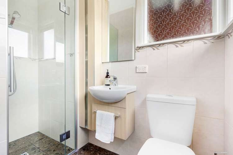 70 Jaemont Avenue Te Atatu South_13