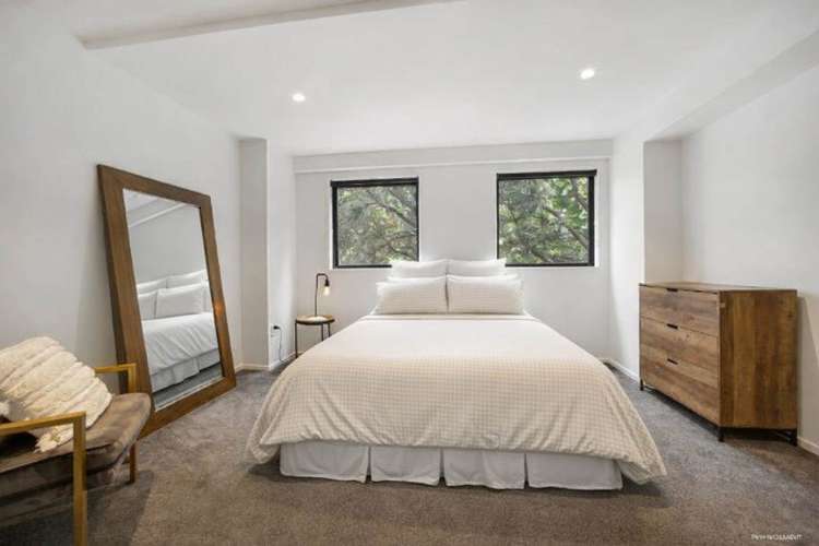 11/8 Dock Street City Centre_9