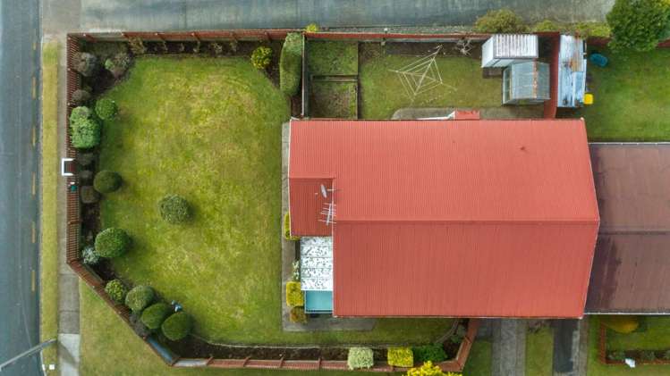 194 Clayton Road Mangakakahi_14