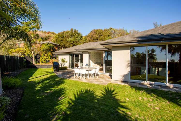 3 Romney Close Richmond_23