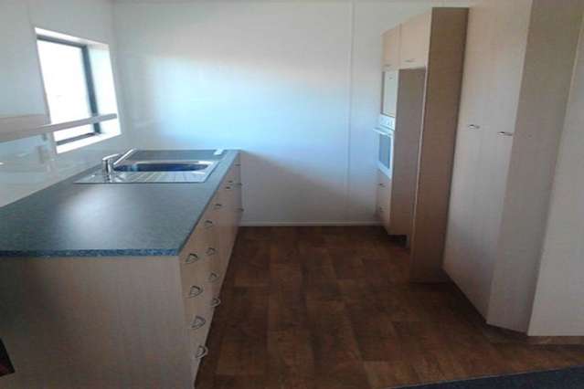 A/21 Grayson Ave Mangakakahi_2