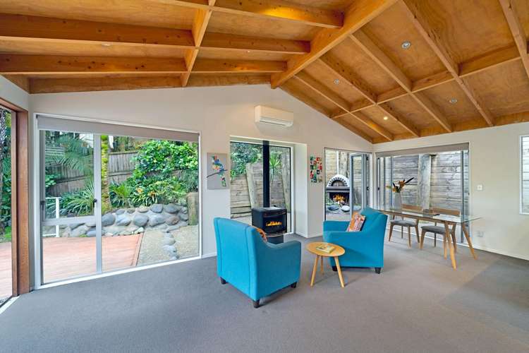 184 Huia Rd Titirangi_10