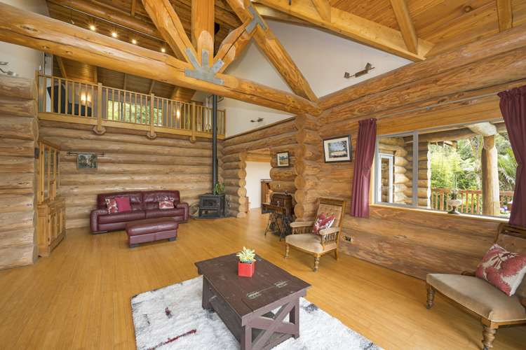 847 West Coast Road Oratia_8