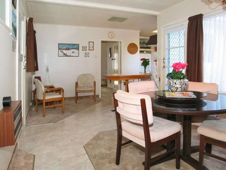 21 Olivia Crescent Tawa_4