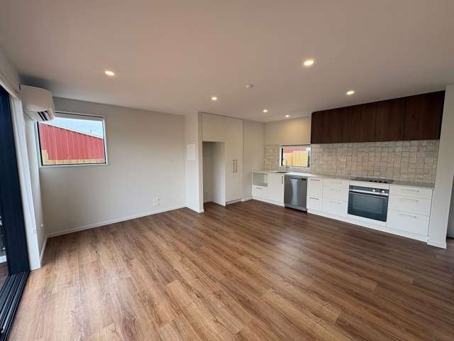 7/527 Hereford Street Linwood_1