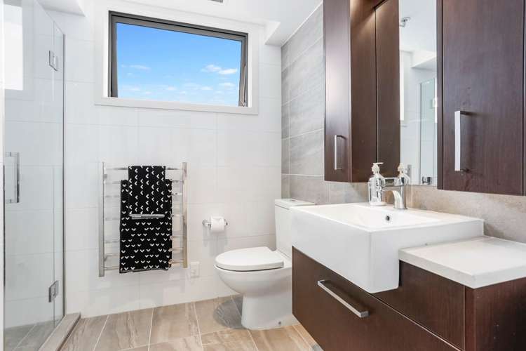 402/15 Rendall Place Eden Terrace_6