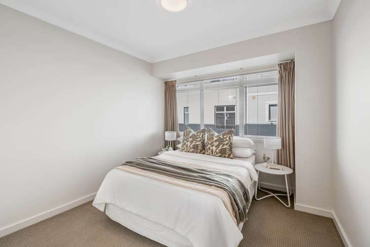2 Parkside Drive Orewa_12