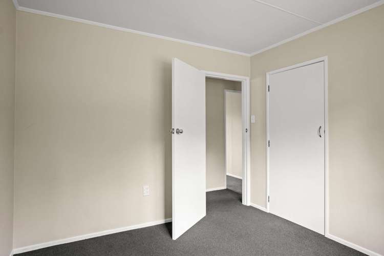 7 Peter Buck Street Outer Kaiti_17