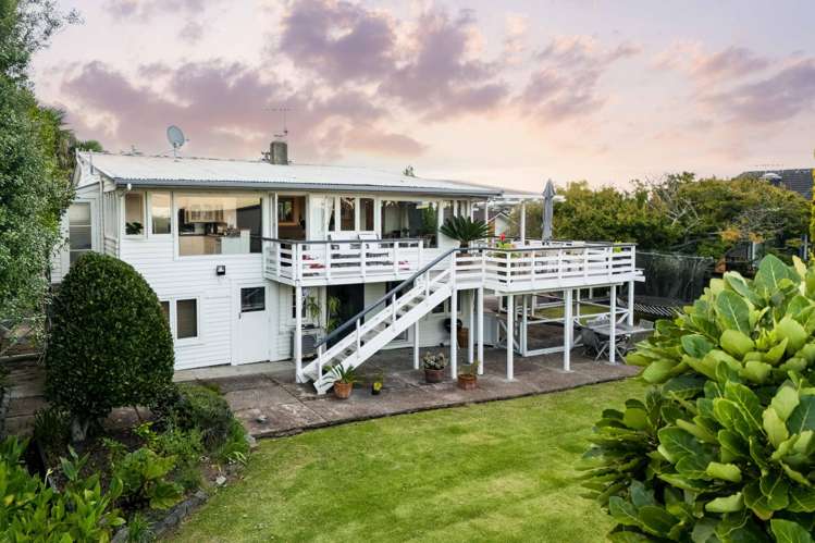 237 Beach Road Campbells Bay_27