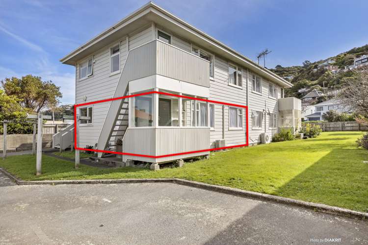 7/139 Queens Drive Lyall Bay_6