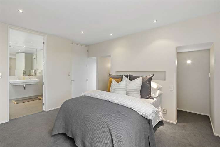 70 Office Road Merivale_7