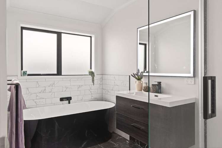 89 Endcliffe Road Kaiti_13