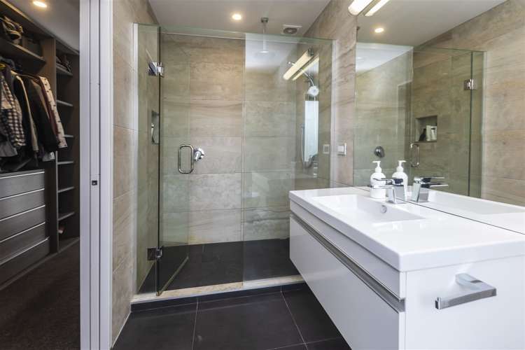 28 Hawthorne Street Strowan_15