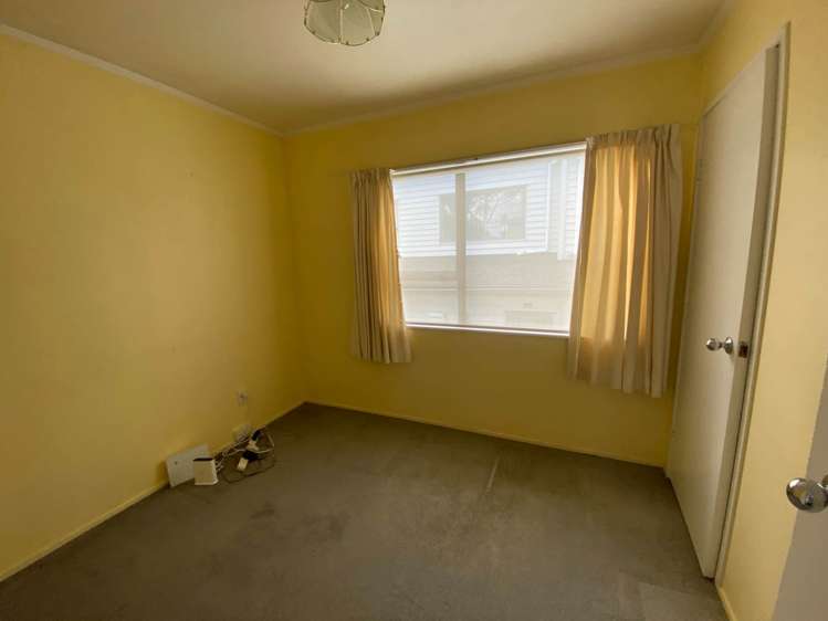 47 Puketea Street Blockhouse Bay_15