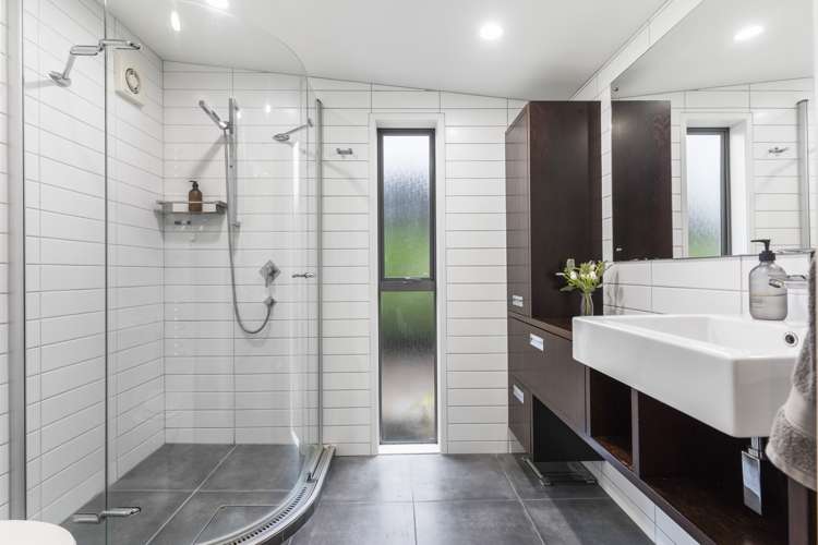 9 Bayview Park Lane Orewa_10