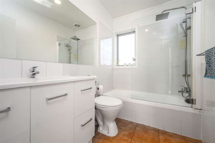 3/15 Andersons Road Oteha_13