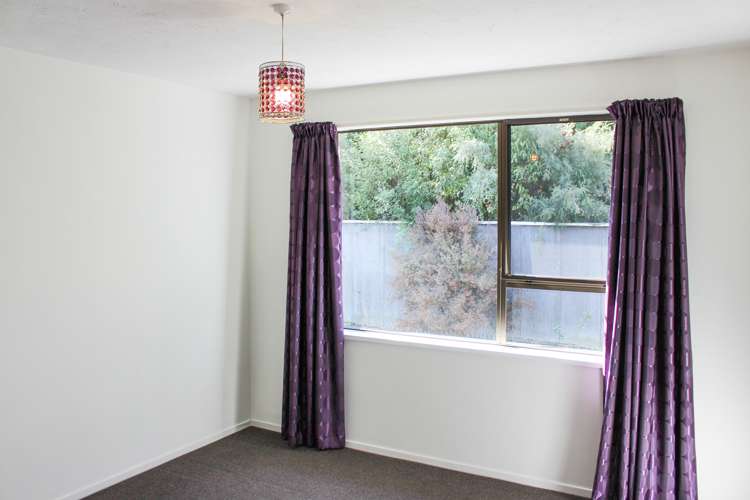 2/11 Manor Place Bryndwr_5