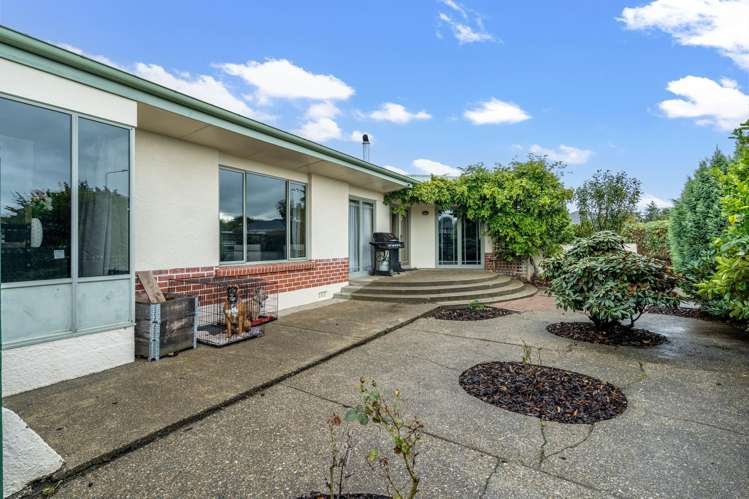 1 Christina Street Strathern_17