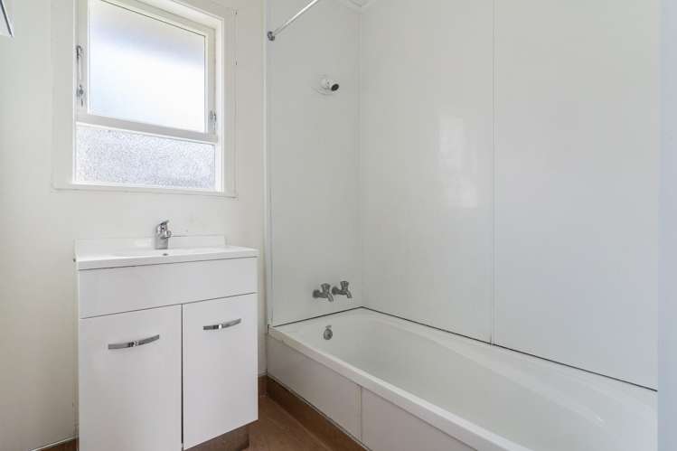 47A Stottholm Road Titirangi_10