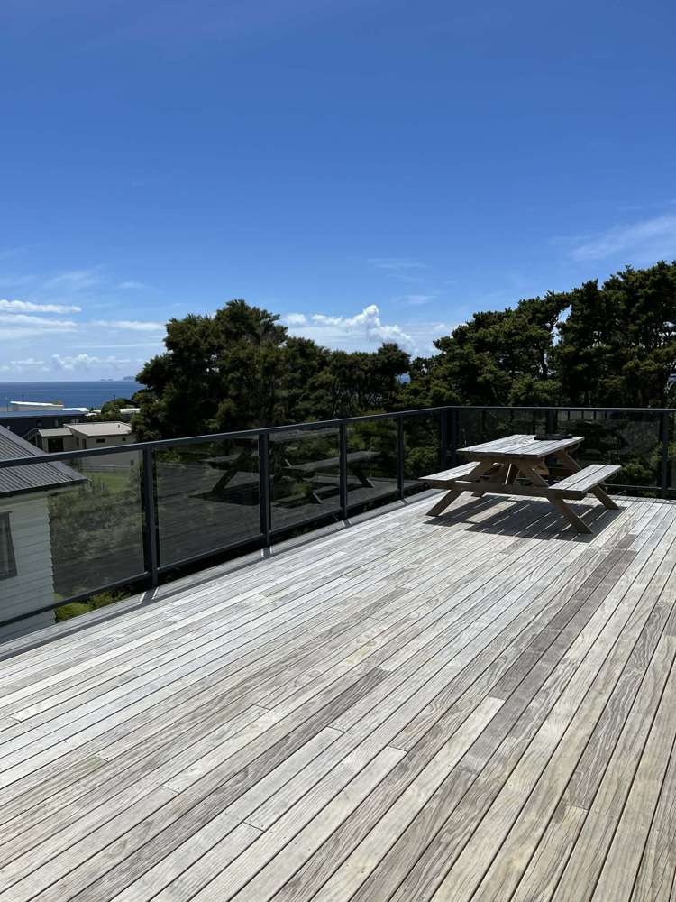 17 Blue Moon Rise Langs Beach_17