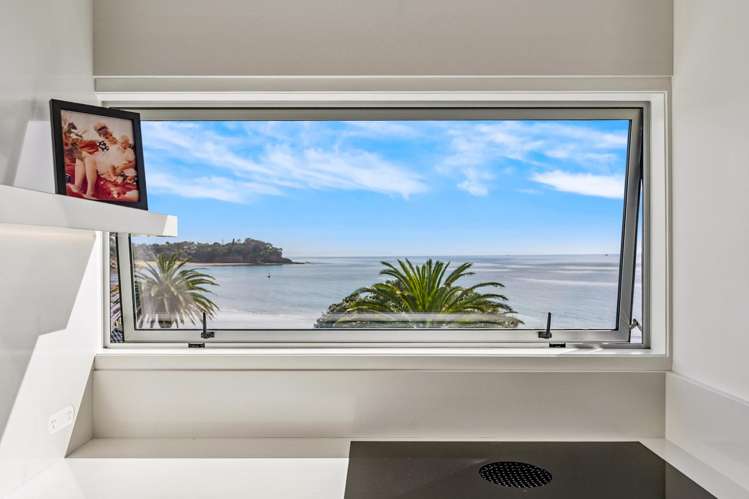 13/64 Milford Road Milford_11